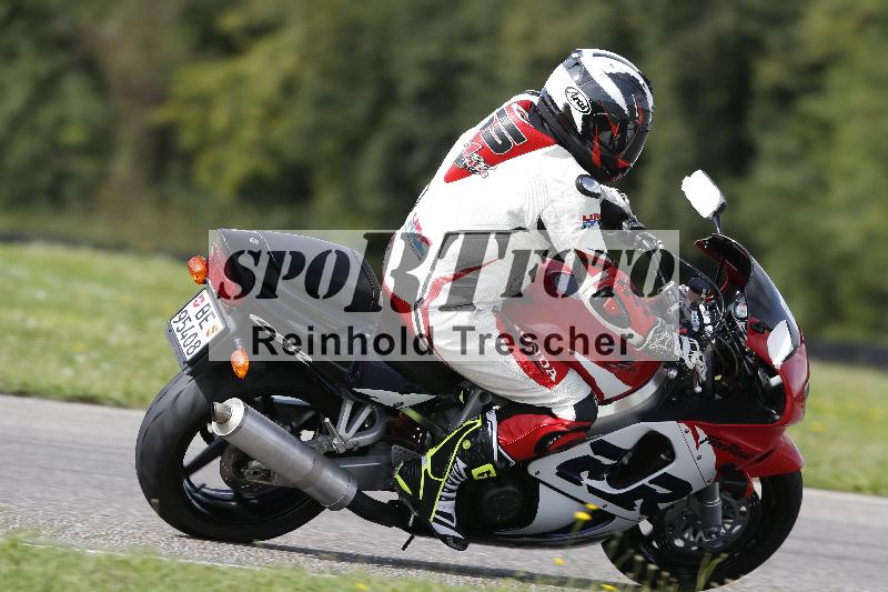 /Archiv-2025/53 16.09.2025 Track Day Domi Aegerter ADR/Gruppe gelb/109